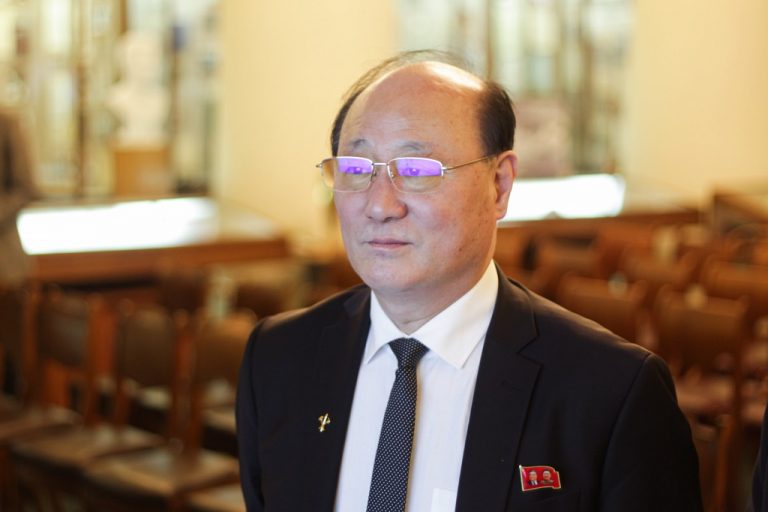 Sin-Hong-Chol-768x512