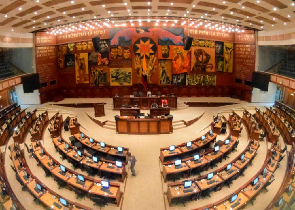 parlamento-ecuador-1-1
