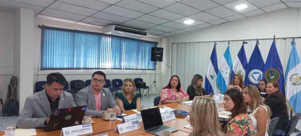 women-are-majority-in-parlacen-for-el-salvador