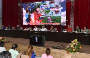 diaz-canel-attends-the-closing-of-the-fmcs-conference