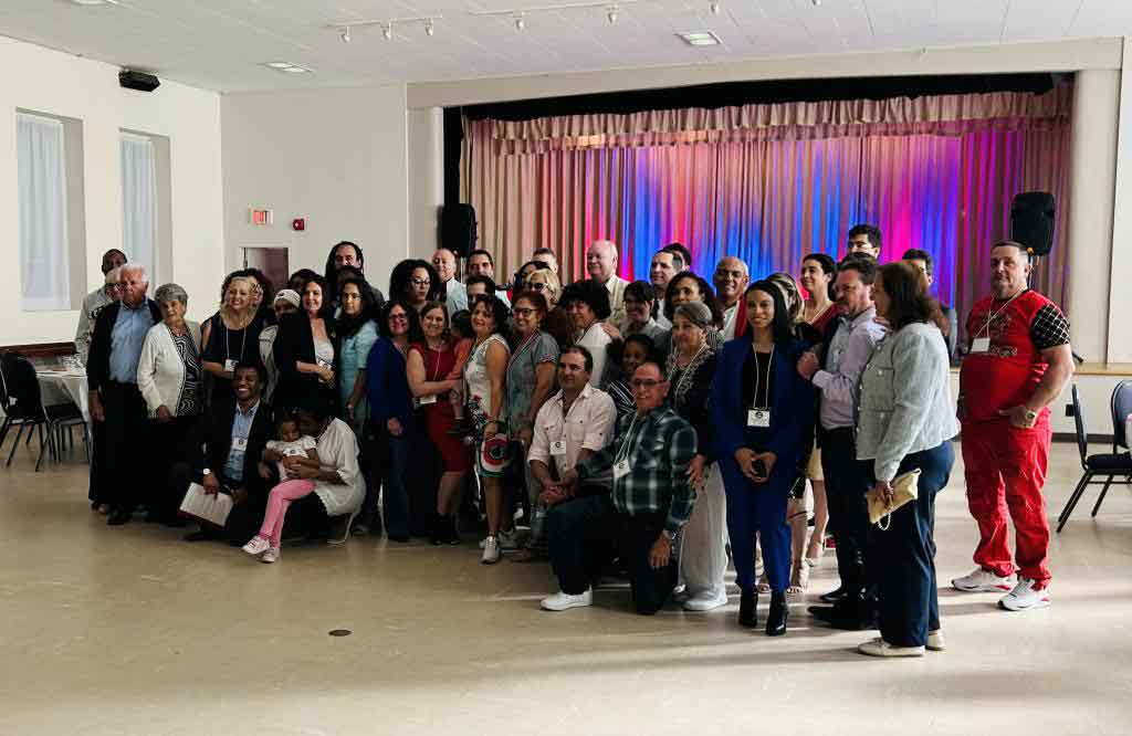 cuban-residents-in-canada-hold-national-meeting