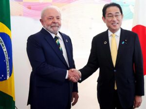 japanese-prime-minister-visits-brazil