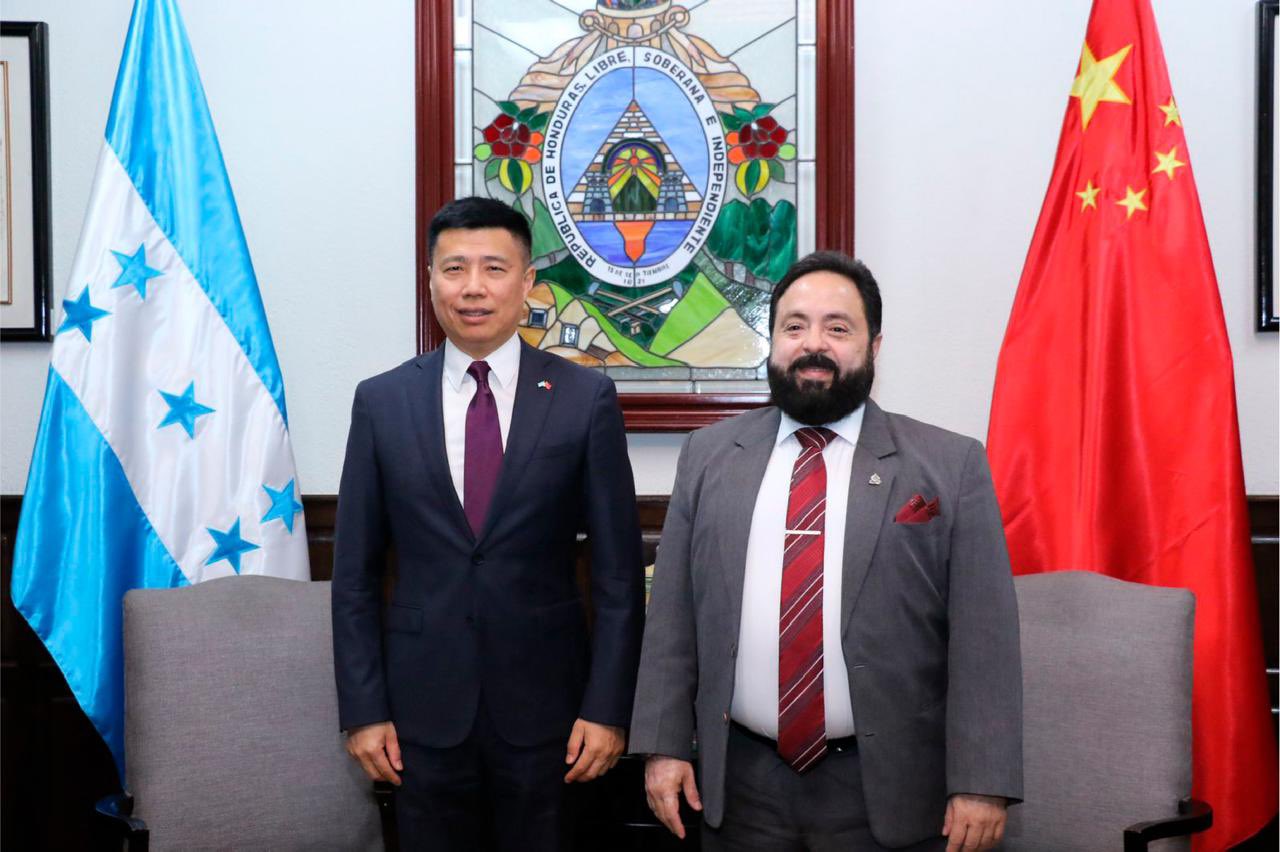 FOTO-HONDURAS-CHINA-1