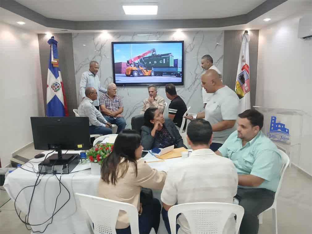 Cuba’s mobile consulate in Dominican province of Hermanas Mirabal