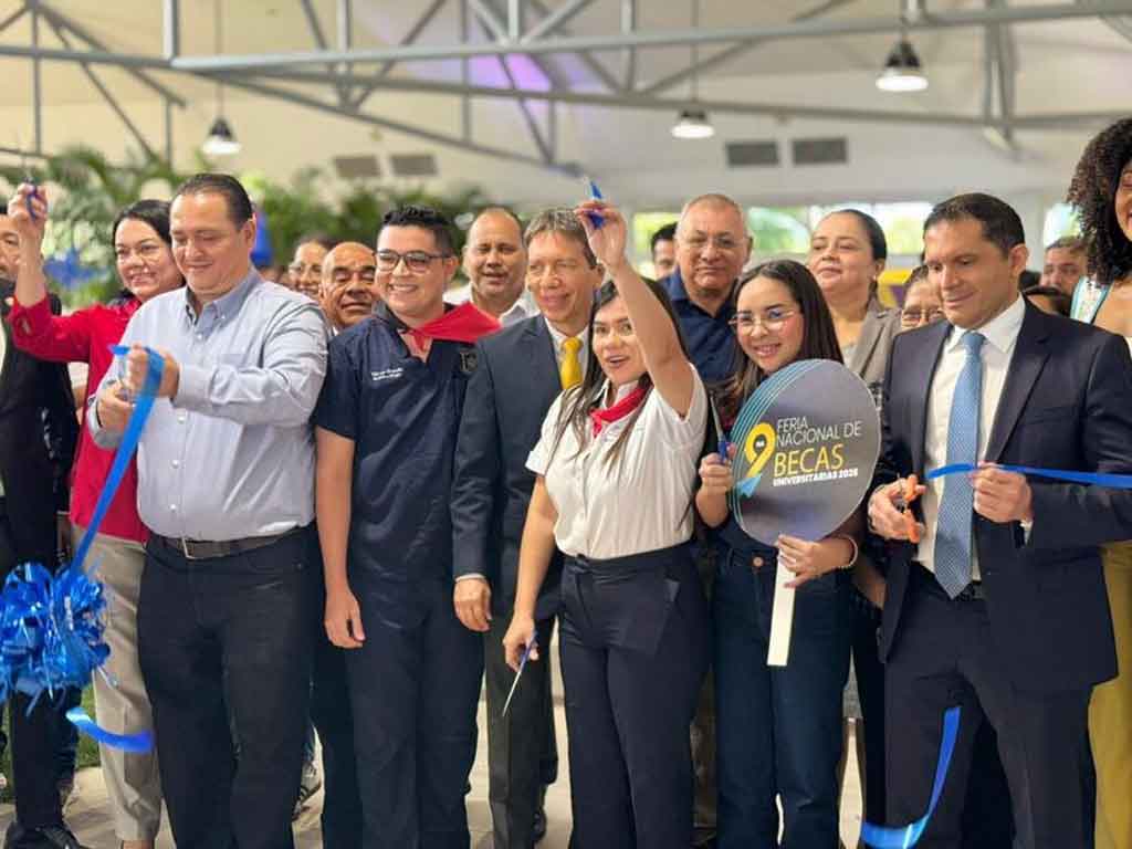 Nicaragua boosts study opportunities at National Scholarship Fair